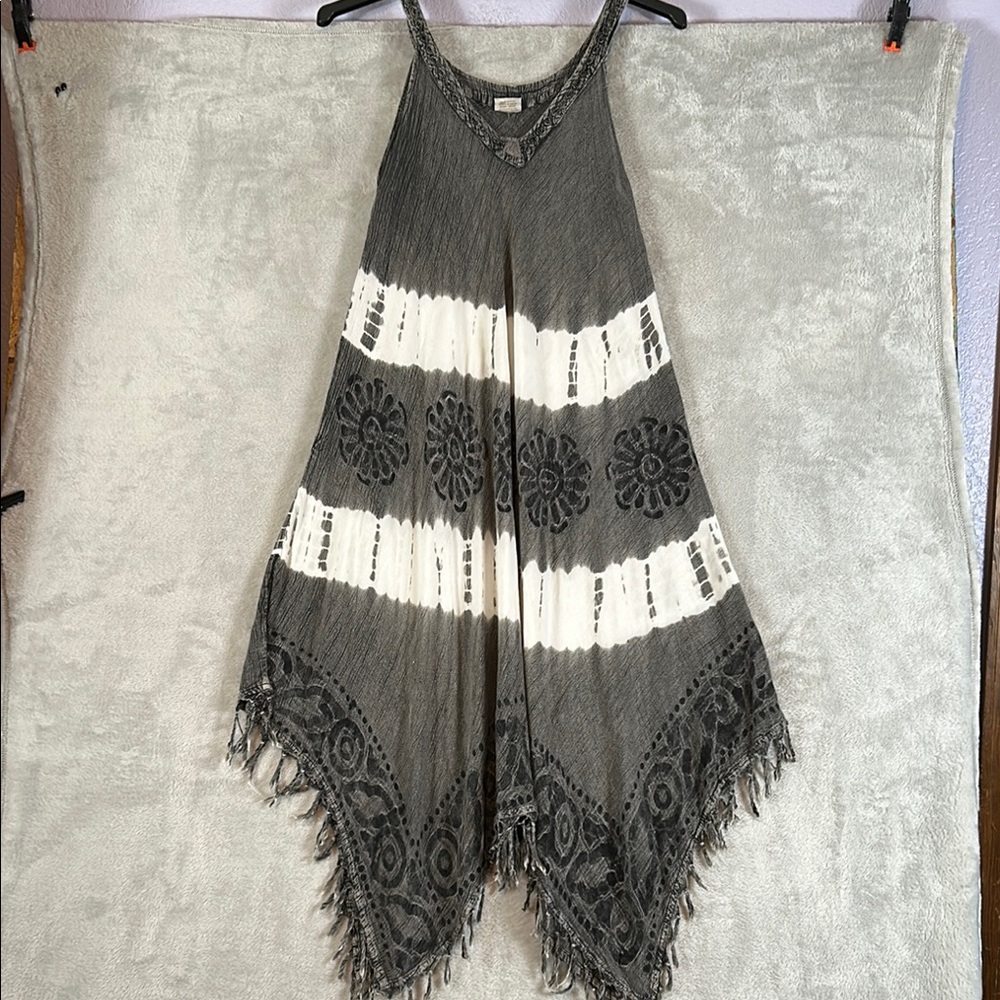 Advance Apparel Boho tie-dyed handkerchief sleeveless sundress with fringe OS